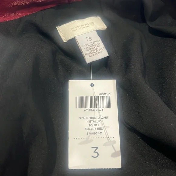 NWT! Beautiful Chicos drape-front metallic Sultry Red jacket w/pockets. Size 3 - Picture 3 of 4